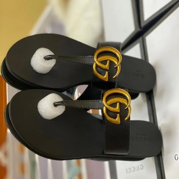 Gucci Lifford Thong Sandal